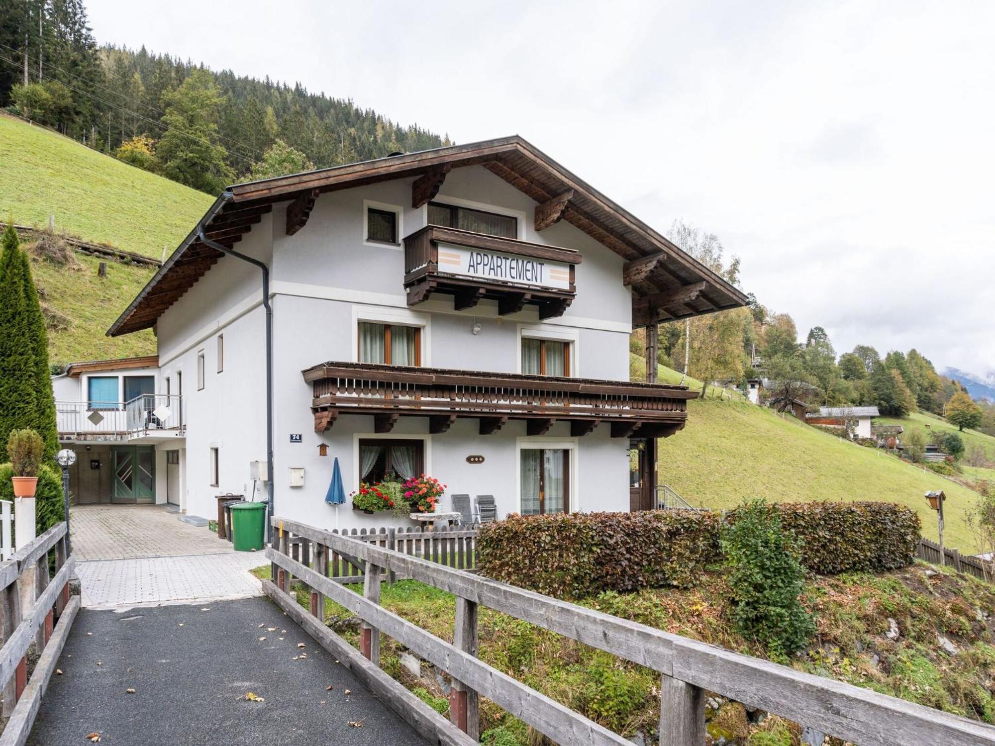 Beautiful Apartment In Zell Am See Near Ski Area Luaran gambar
